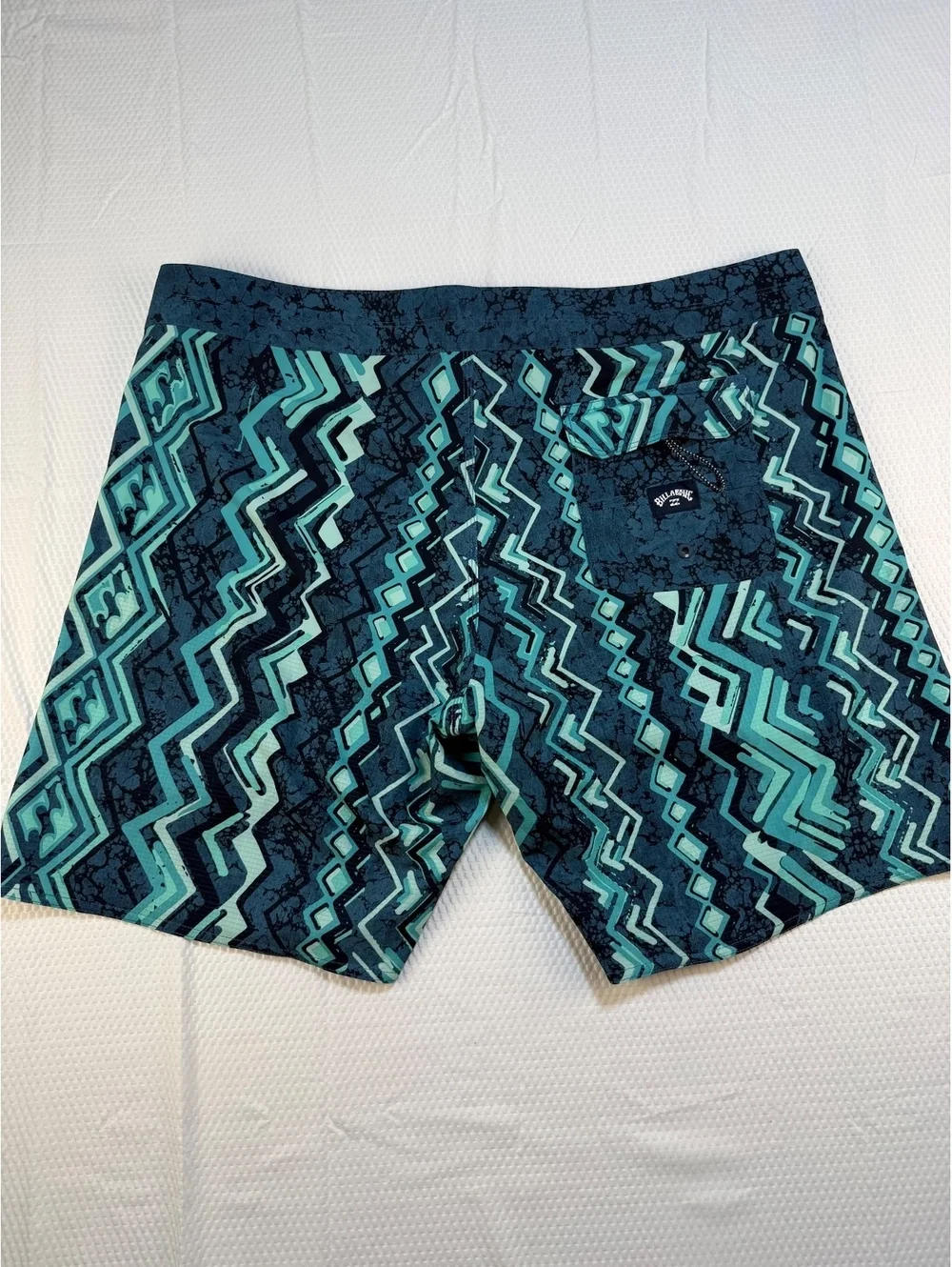 Billabong Sundays Airlite XL Board Shorts Mens Blue Geometric Recycler Swim